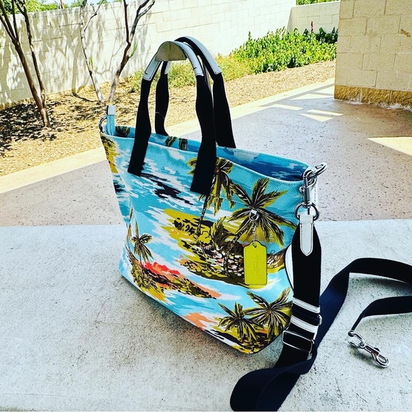 Coach Hawaiian Palm tree print canvas crossbody shoulder bag & wallet NWT - Picture 3 of 10